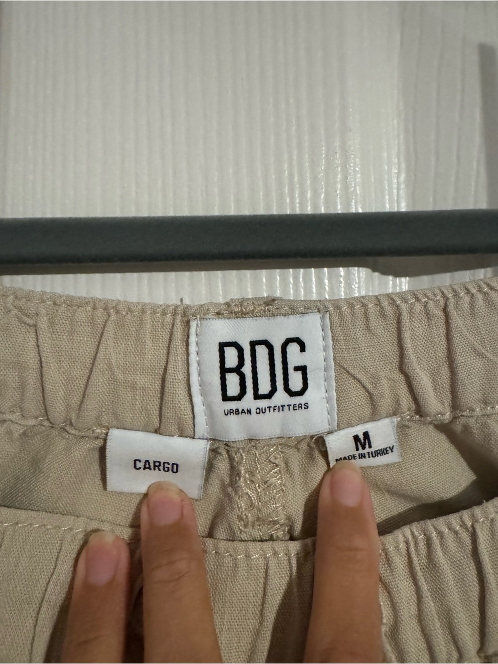 SOLD Wide Leg Cargo Pants in Taupe - Picture 4 of 4